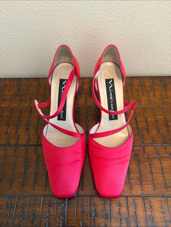 Nina Shoes - Red Strappy Vintage Heels by Nina